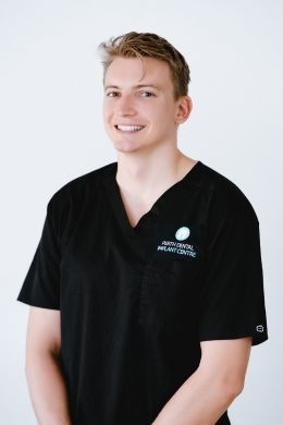 Dr Rainer Anderson BSc (Melb) DMD (UWA) Master Clinician Implant Dentistry (gIDE Institute)