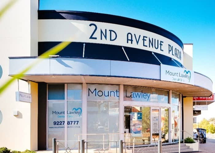 Book a consultation for teeth straightening in Mount Lawley