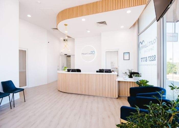 Airflow® Dental Cleaning in Mount Lawley