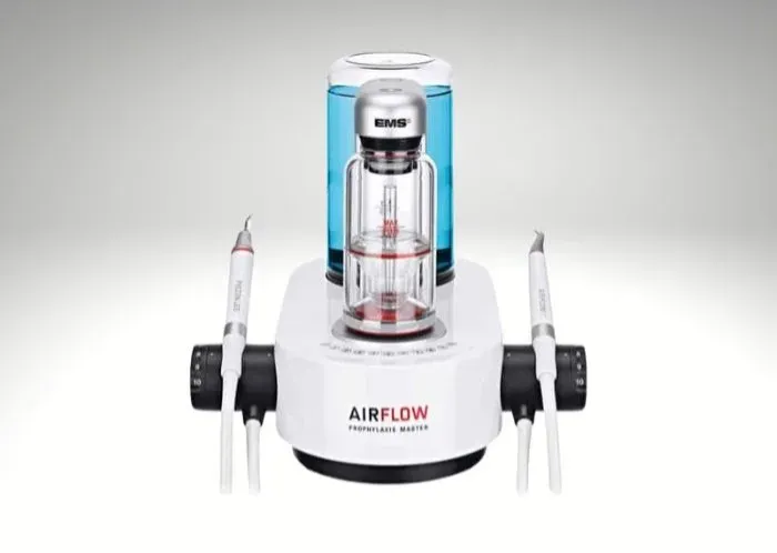 Minimally invasive dental cleaning in Perth
