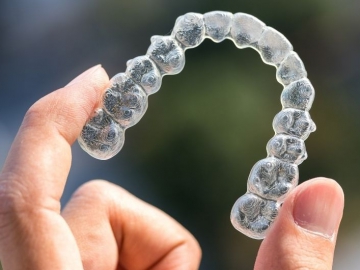 The Dangers of Online Teeth Straightening