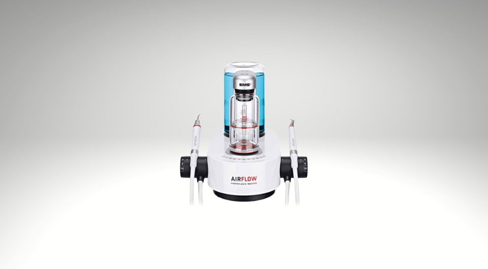 Gentle Cleans for Sensitive Teeth: EMS Airflow®