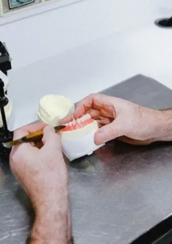 Dentures Service